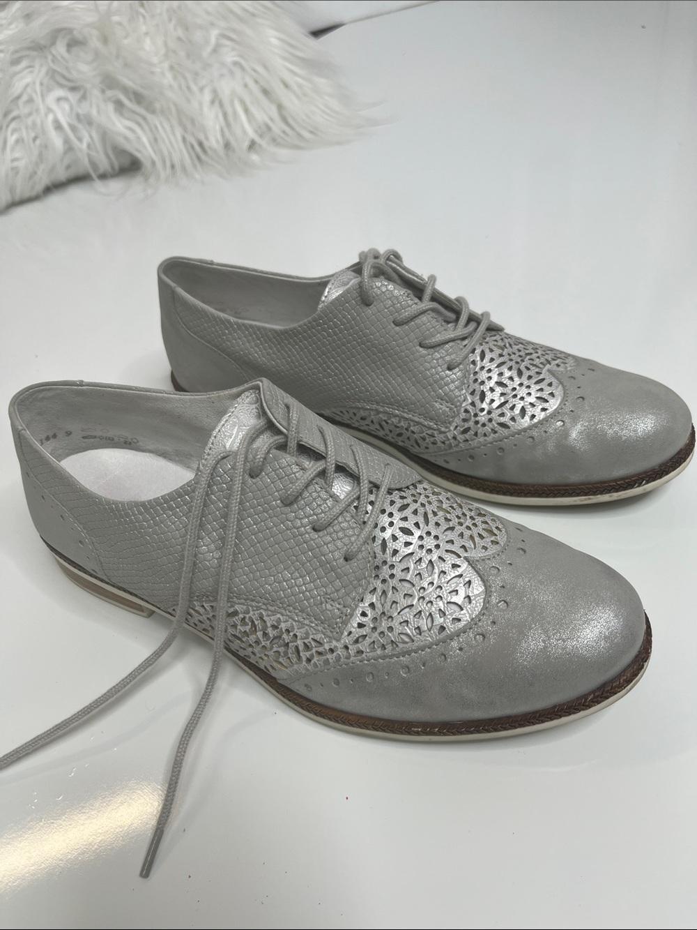 Remonte Silver Perforated Lace-Up Brogue Oxfords